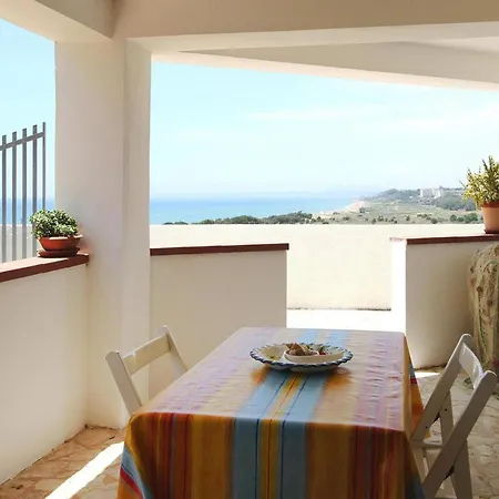 Apartment In Marinella Di Selinunte 150 M From The Sea *